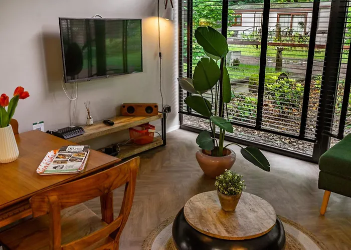 Tinylodge With Hottub